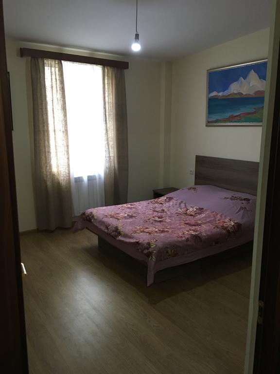 Art Guesthouse 예레반 외부 사진